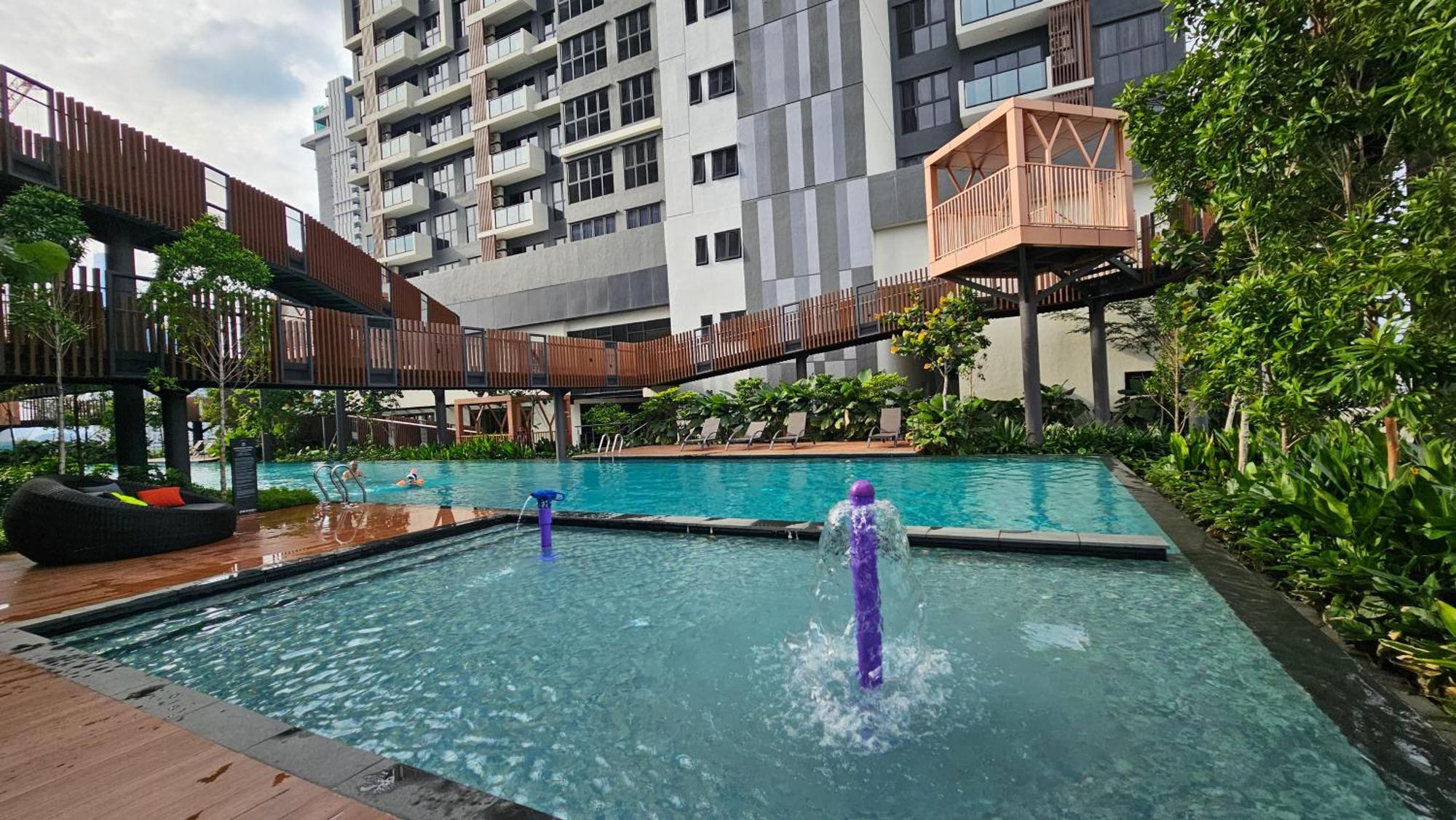 Kid Fun Trion 2 Kl 5pax Free Shutter Bus To Mrt Lrt * Kuala Lumpur