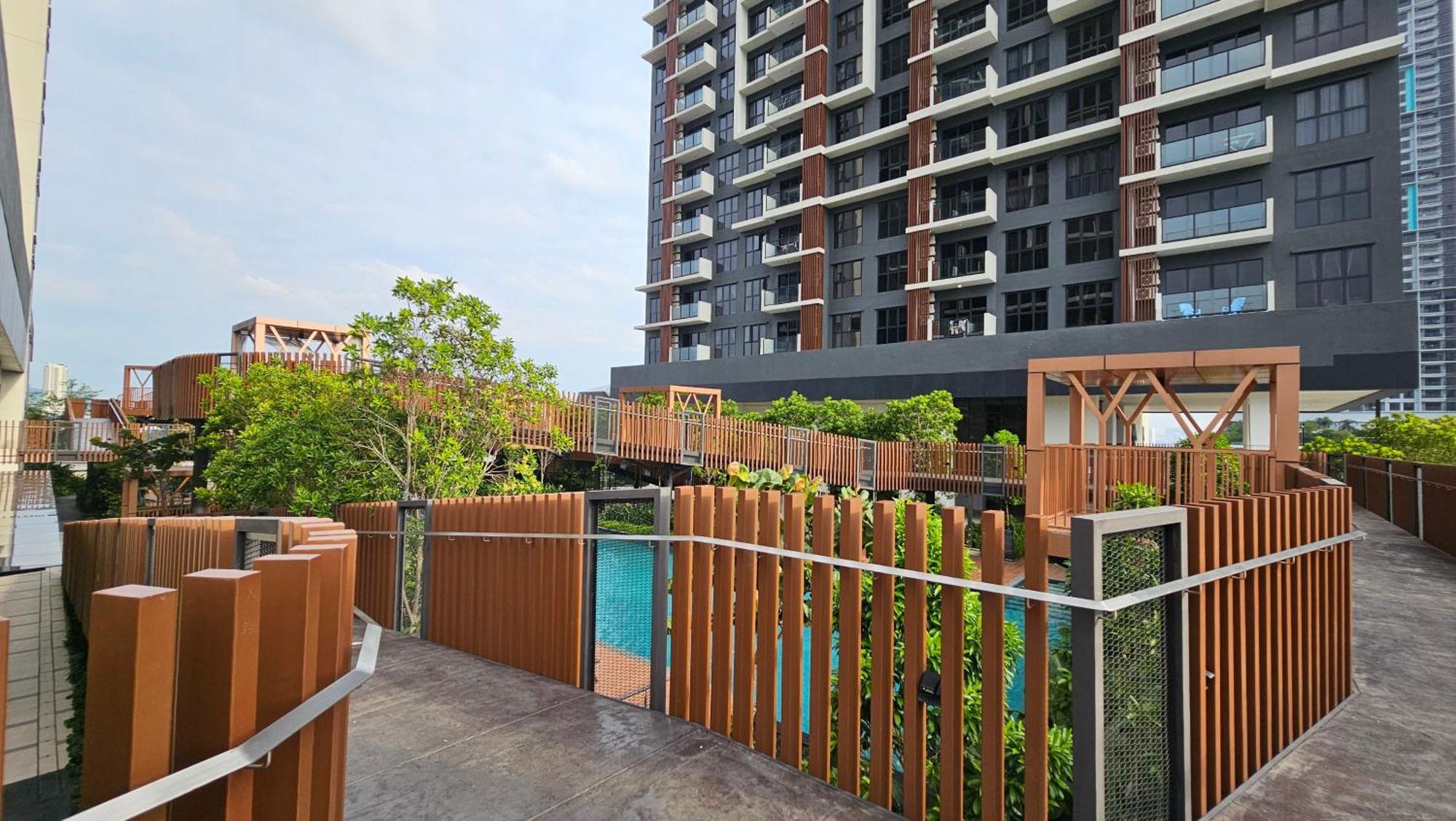 Kid Fun Trion 2 Kl 5pax Free Shutter Bus To Mrt Lrt